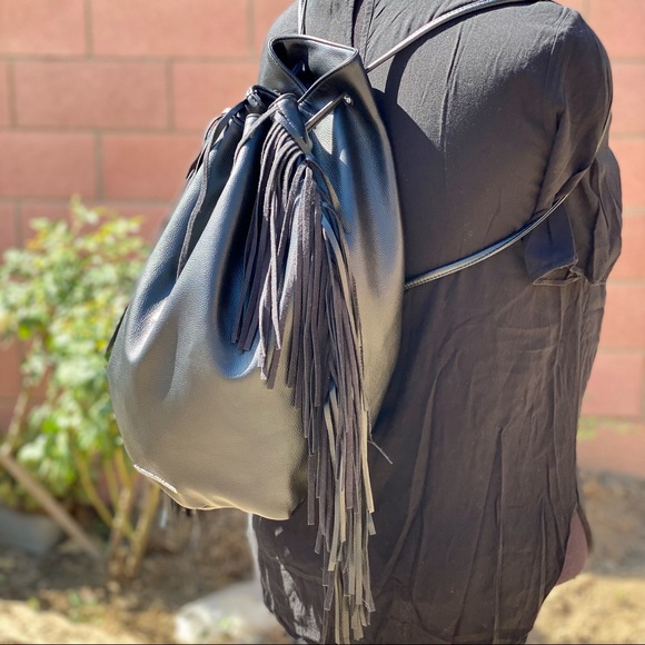 Fringe VS Backpack - Picture 5 of 10